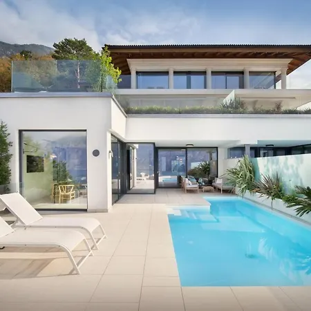 Apartment Residenza Dimora Privata With Pool Malcesine