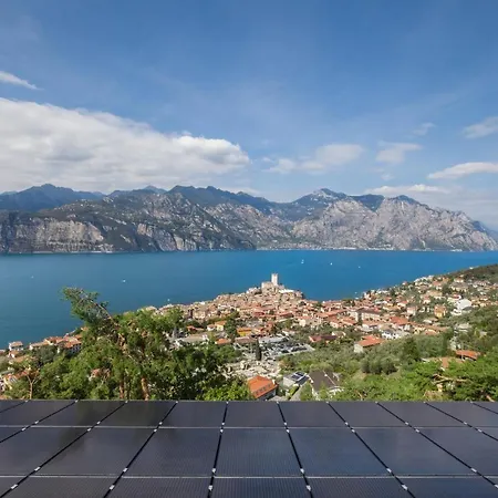 Residenza Dimora Privata With Pool Malcesine