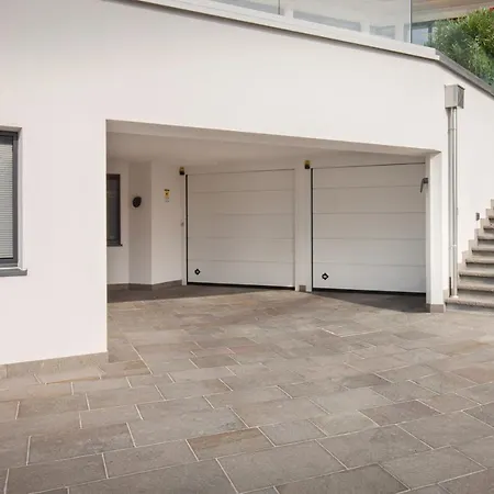Residenza Dimora Privata With Pool Lägenhet Malcesine